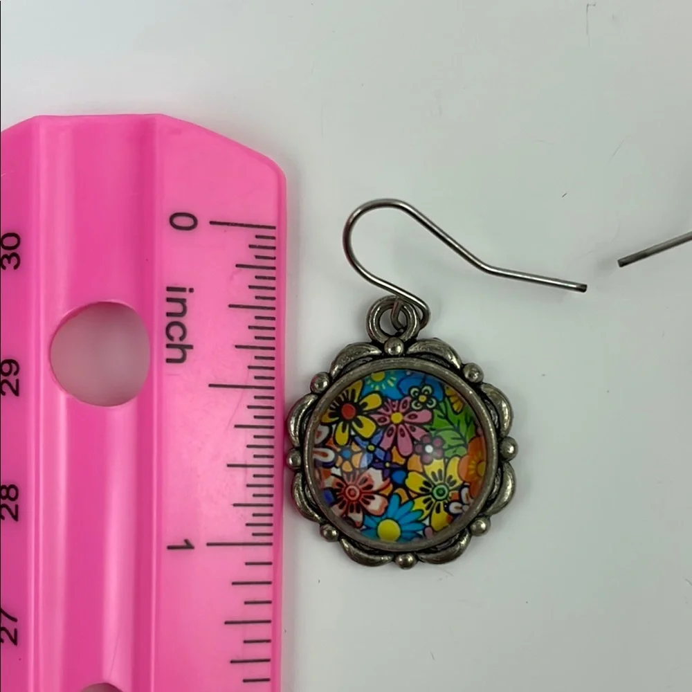 Vintage Groovy Dangle Flower Earrings